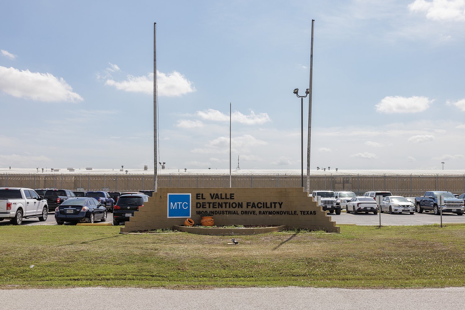 Federal appeals court rules undocumented immigrants deserve hearing before deportation