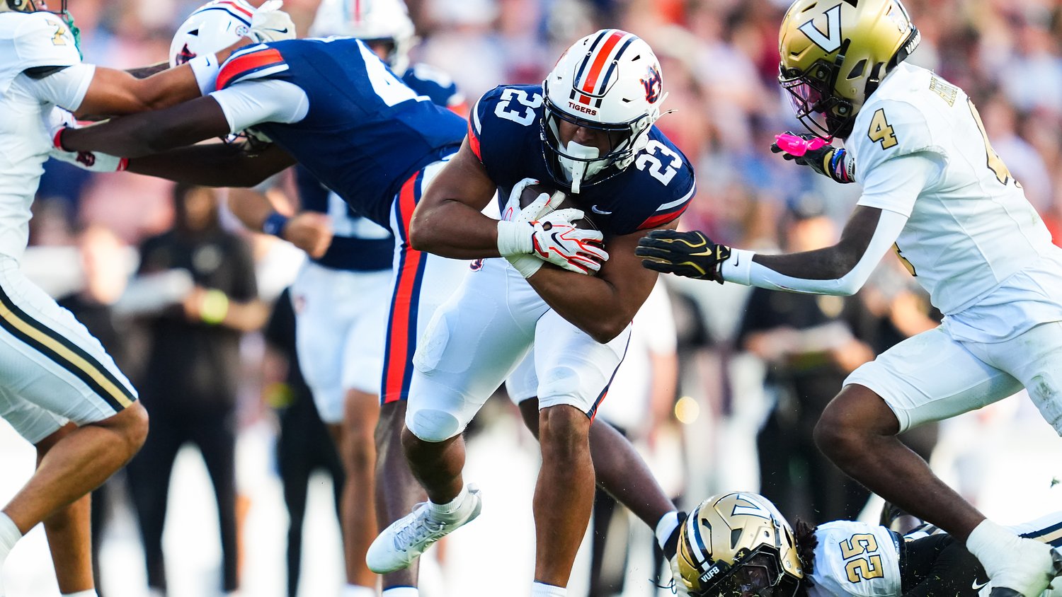 How Auburn finished off Vanderbilt with its running game