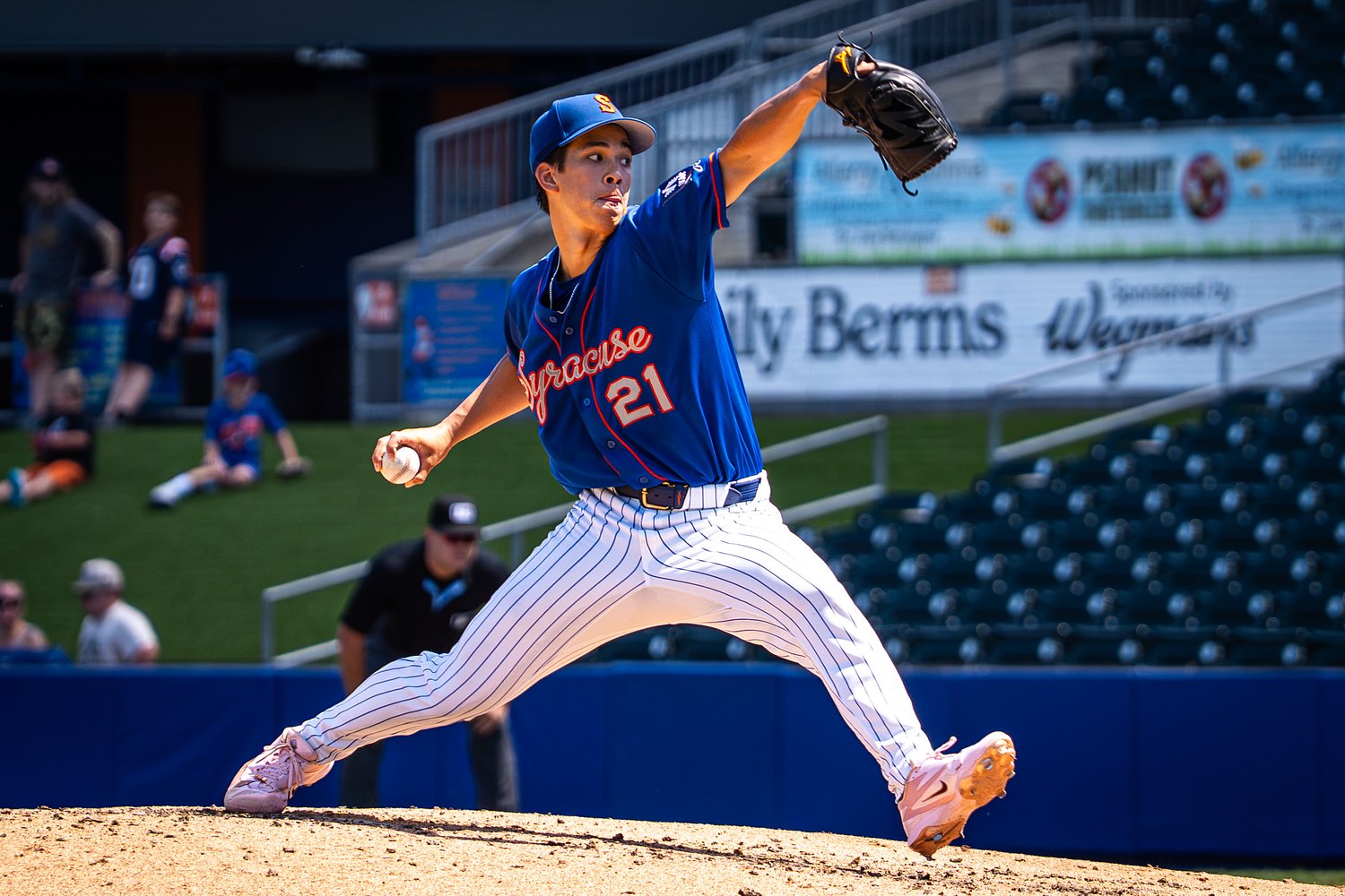 Syracuse Mets edge Jumbo Shrimp, 2-1