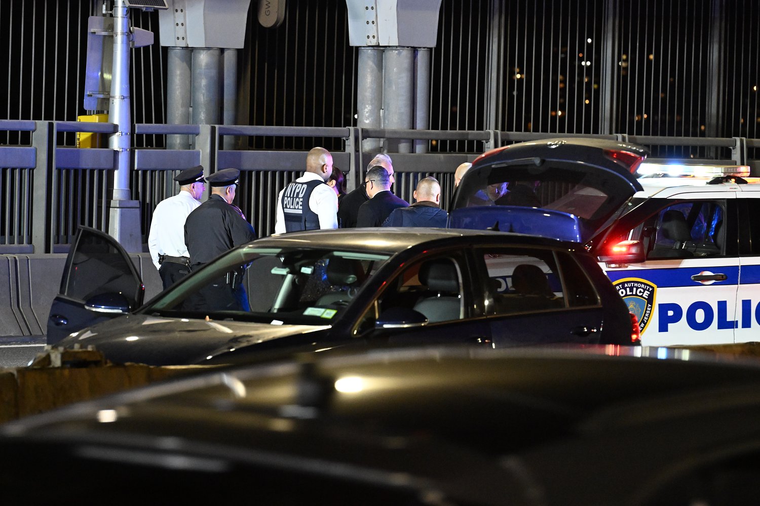 Driver found shot in the head on George Washington Bridge, officials say