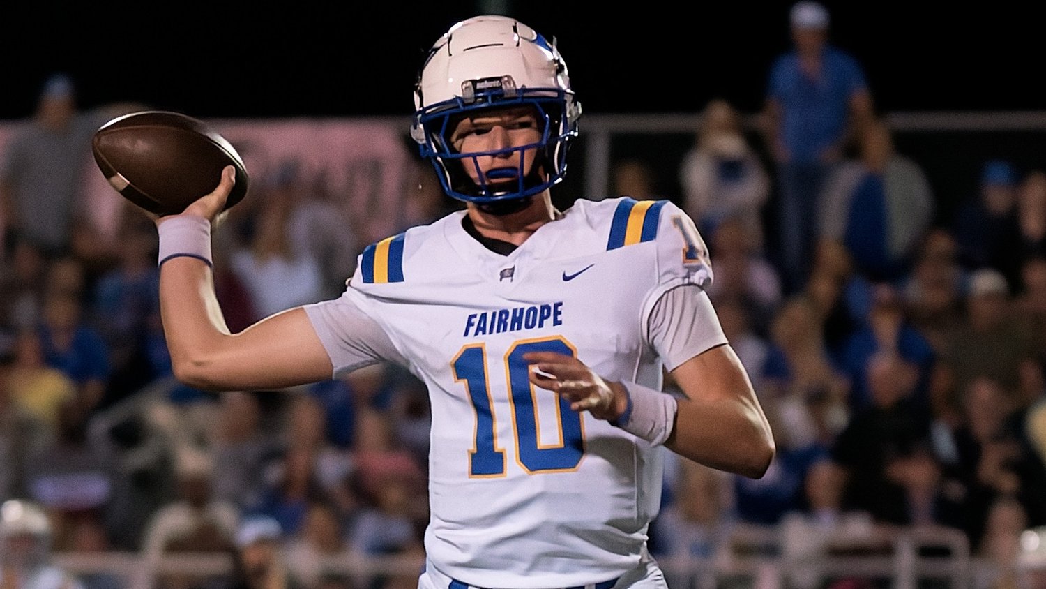 Fairhope wins 6A, Region 1 over rival Daphne with late TD pass