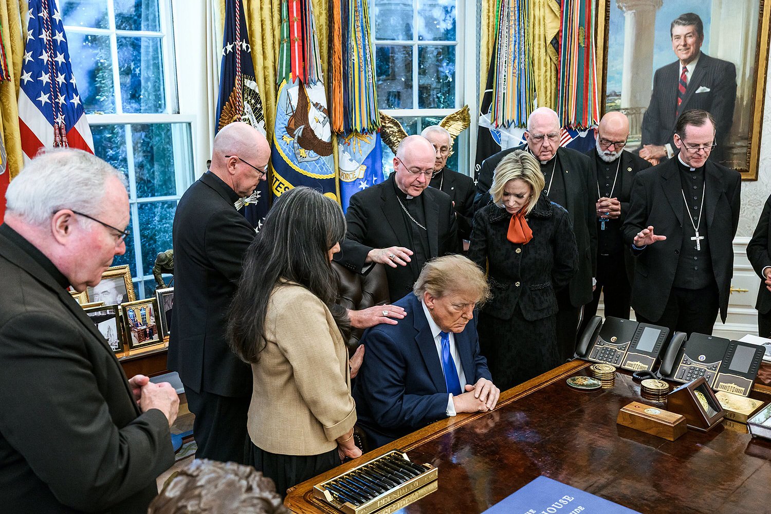 Catholic bishops pray over Trump days before midterms