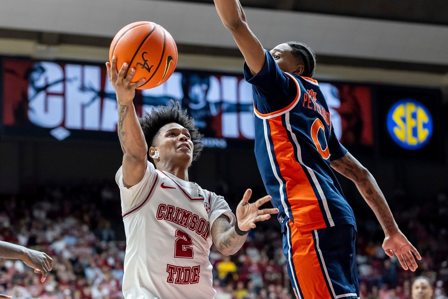 Alabama guard Aden Holloway begins 5-game suspension following drug arrest