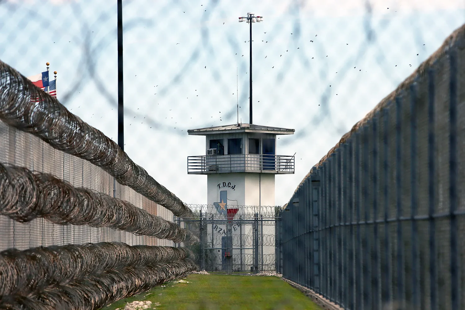 Texas appeals order requiring prison air conditioning, saying it puts operations at risk