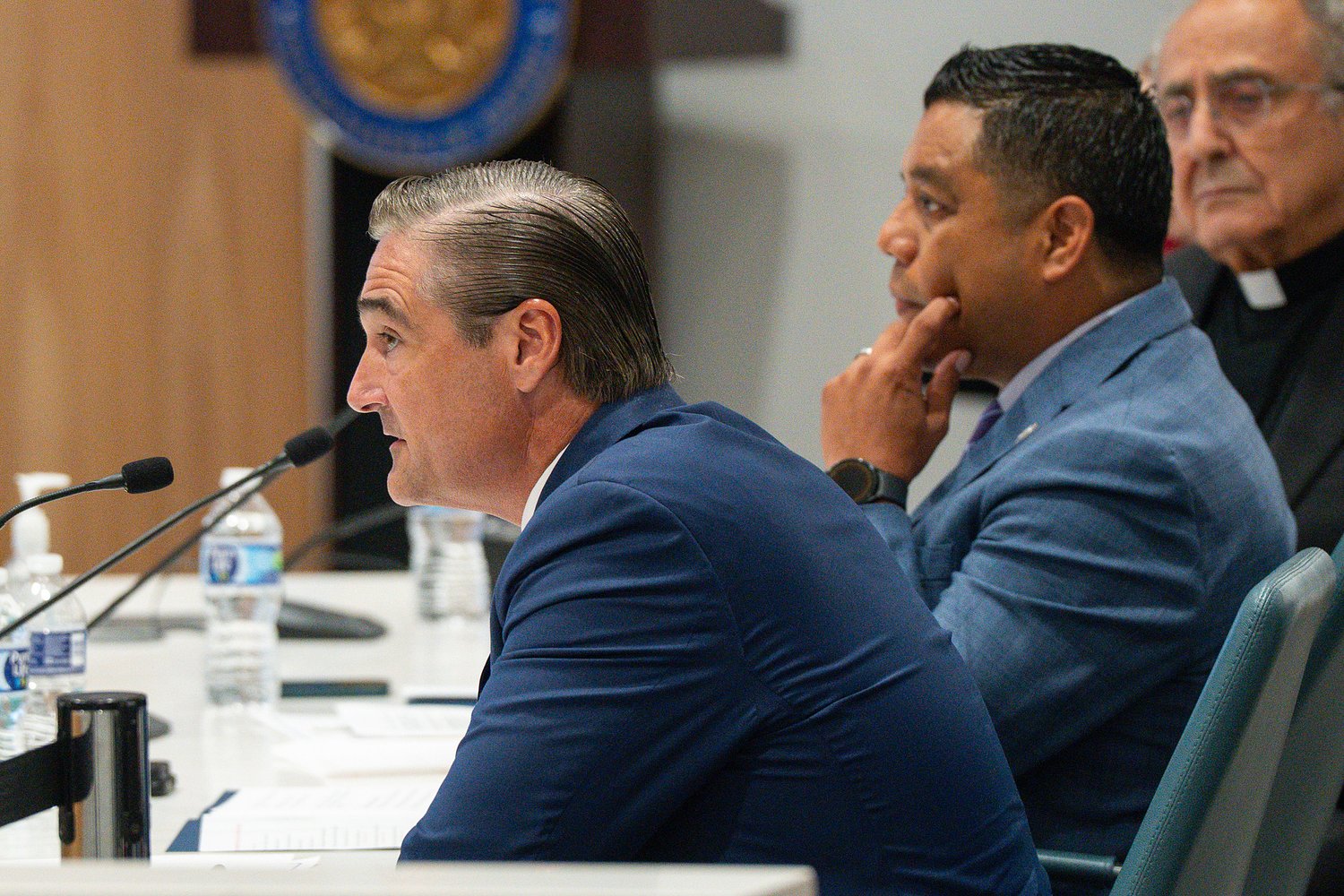 Harris County prosecutor to investigate ICE striking Houston man with vehicle