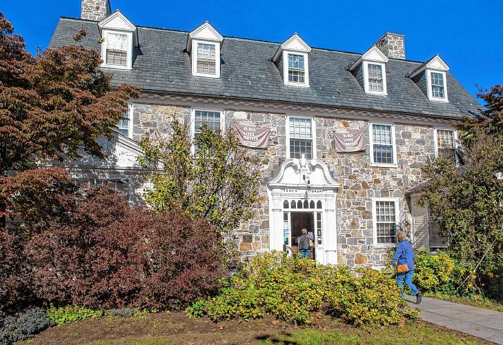 Community feedback sessions launch for renovated Jones Library