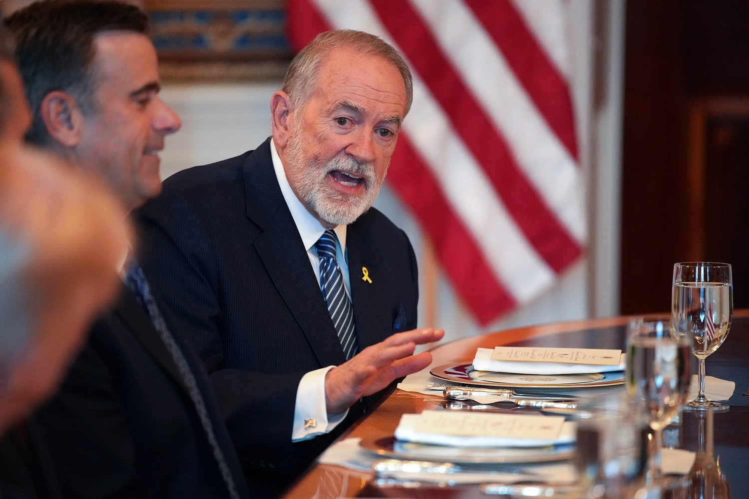 Huckabee: U.S. would ‘love to see some type of peaceful settlement' with Iran