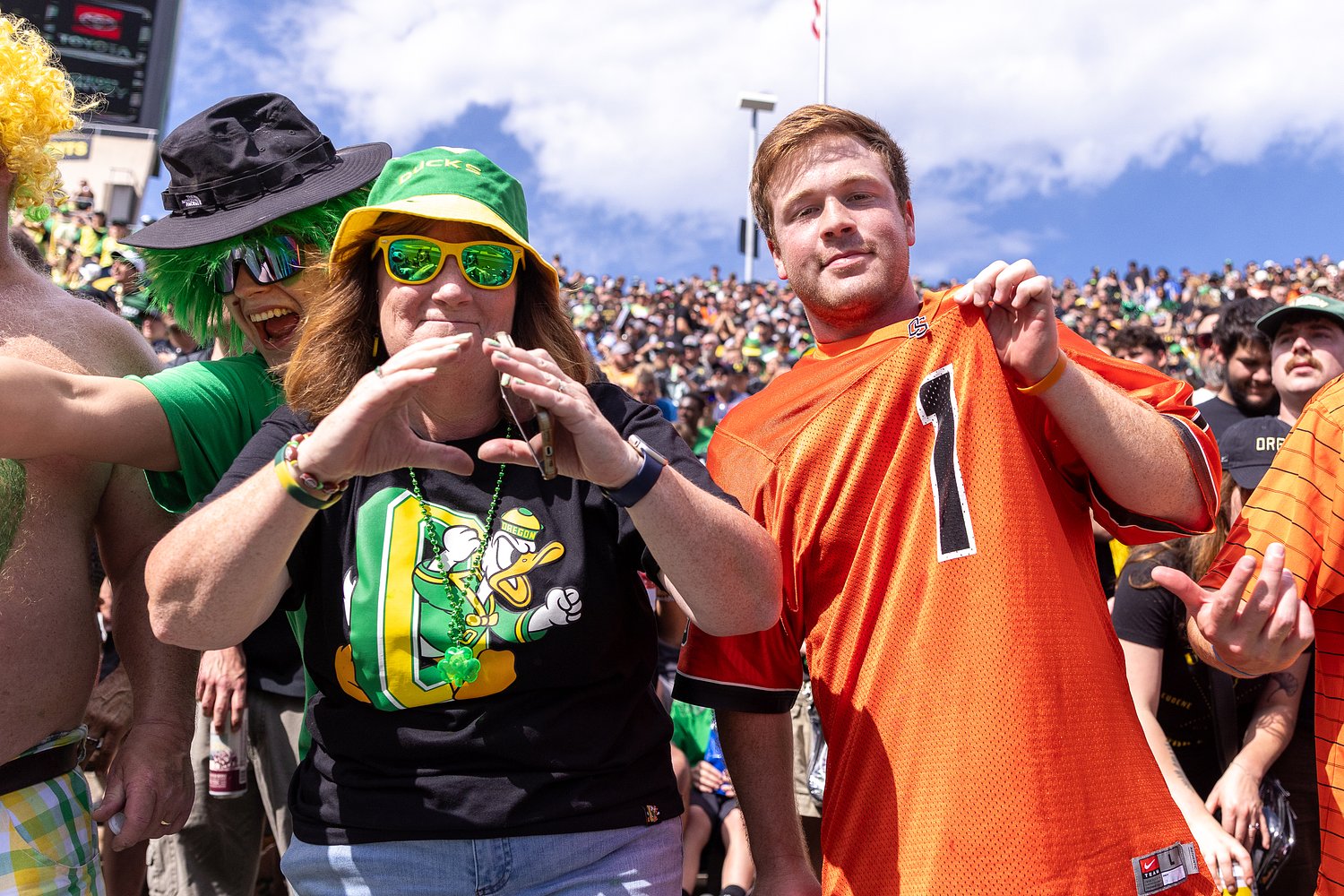 With fortunes trending in opposite directions, it’s too bad the Ducks and Beavers can’t settle this on the field -- Bill Oram