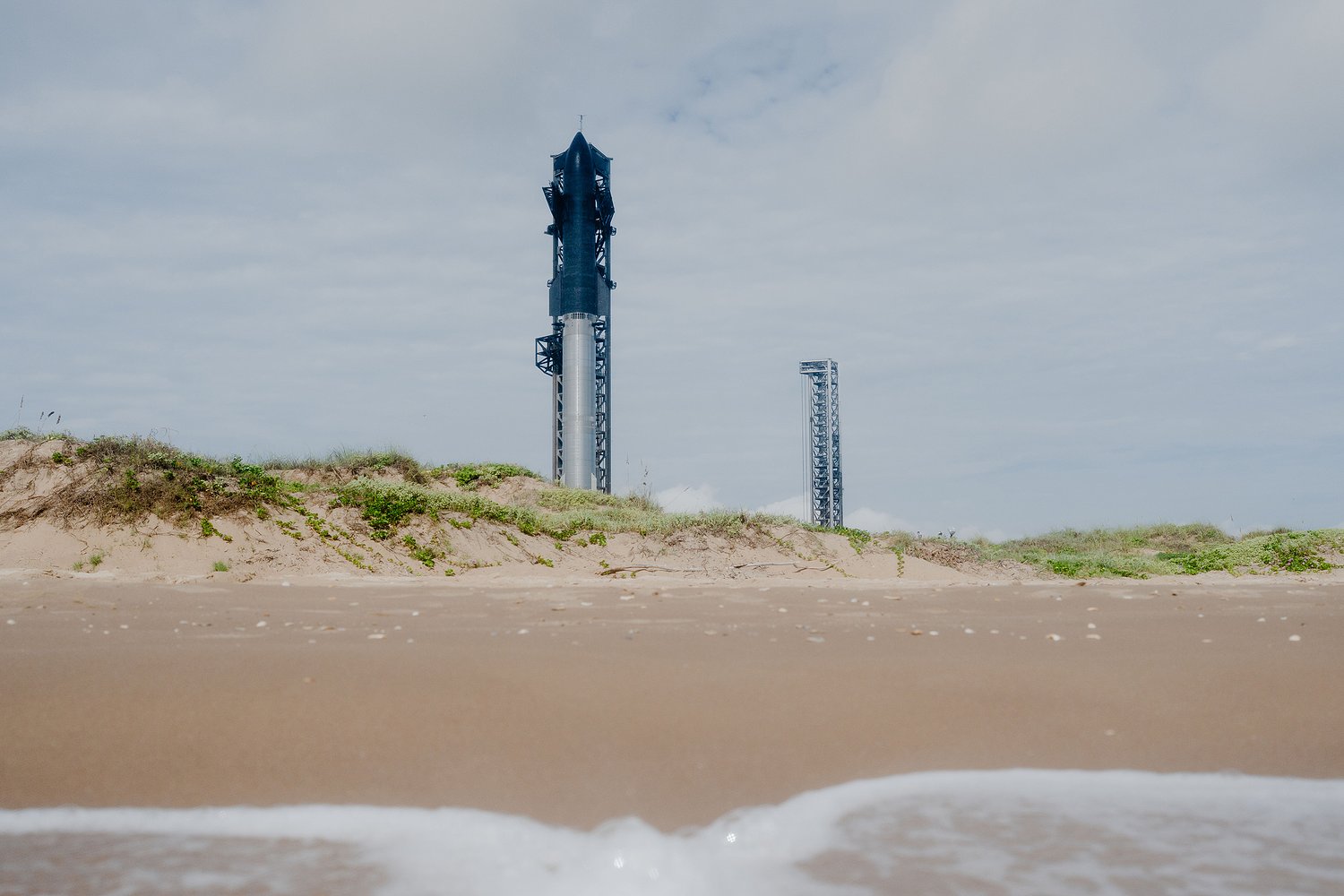 Gov. Greg Abbott says sale of state park to SpaceX won’t happen anytime soon