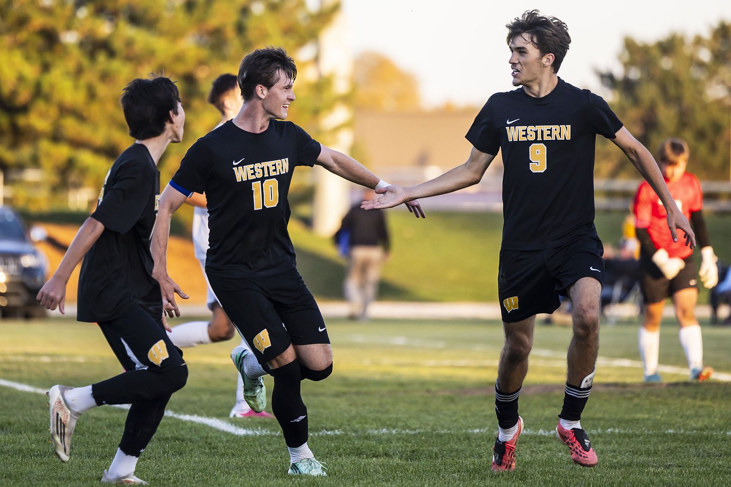 Winningest stretch in Western history ends with wild and wooly regional loss