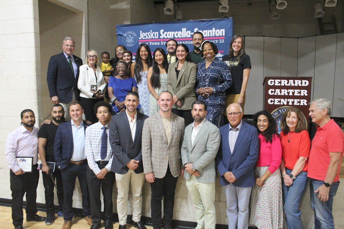 Sen. Scarcella-Spanton recognizes Staten Island businesses, local leaders for community impact