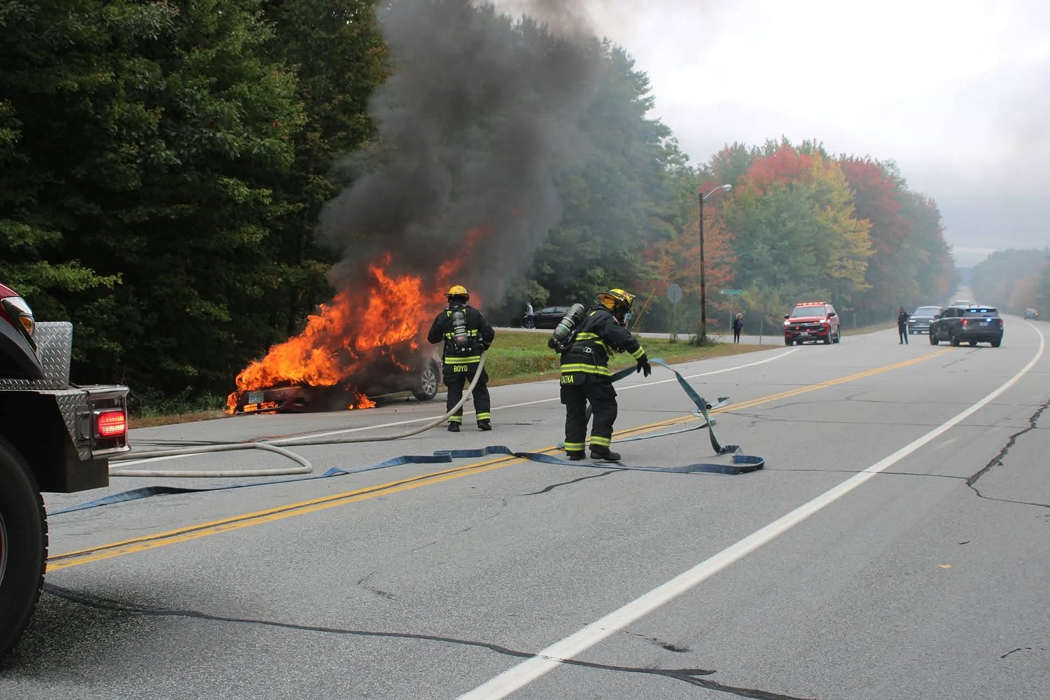Vehicle fire temporarily closes Route 101 in Dublin