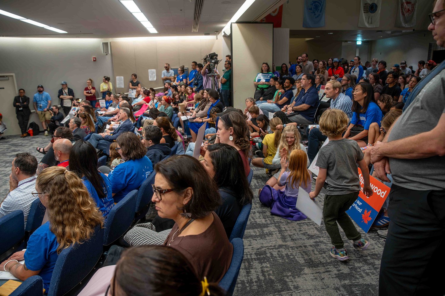 Portland school board shows early split over plan to close up to 14 schools