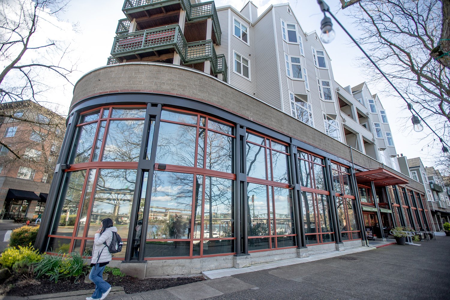 For decades, ‘Mr. Tri’ was a Portland culinary icon. Now his daughter is taking over a prominent waterfront restaurant space