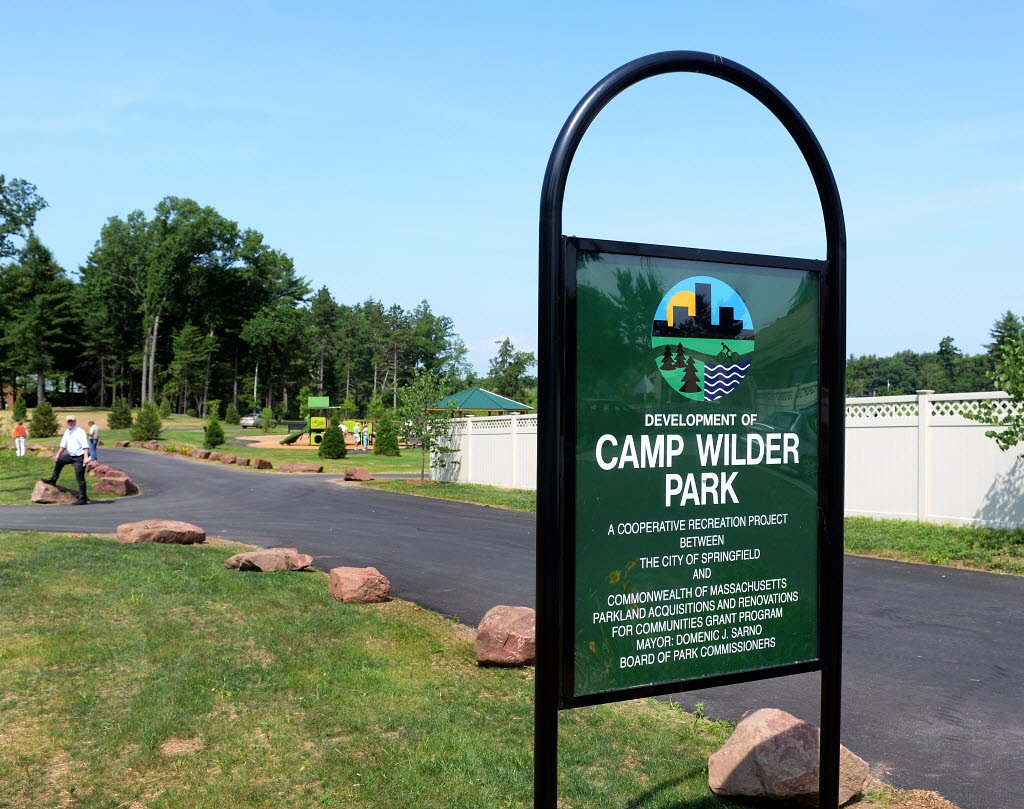 Springfield beach closed because of high bacteria levels