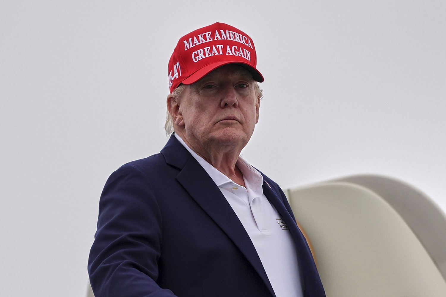 MAGA slams Jon Ossoff over striking ‘young, attractive’ Trump aide name-drop