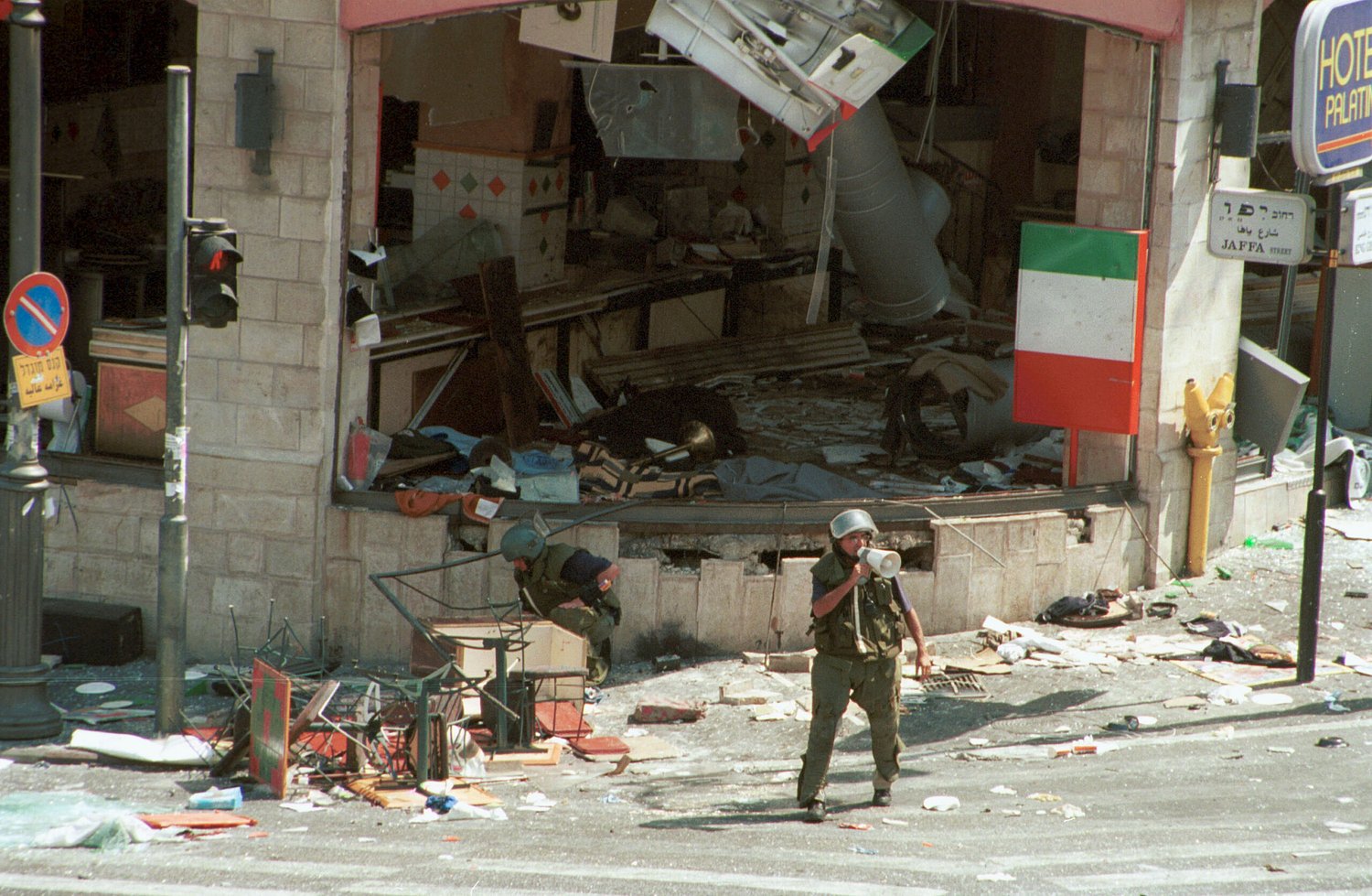 Two U.S. envoys call for Sbarro bombing terrorist Tamimi to face justice