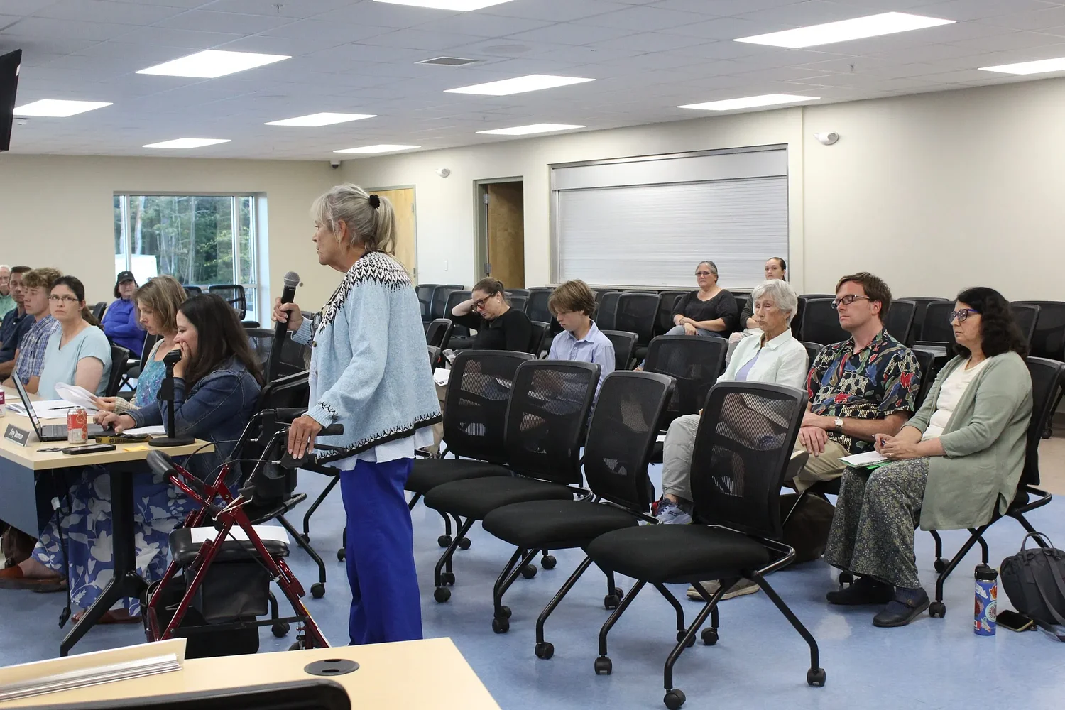 Proposed consolidation of Kearsarge Regional elementary schools draws swift reactions from parents, community members
