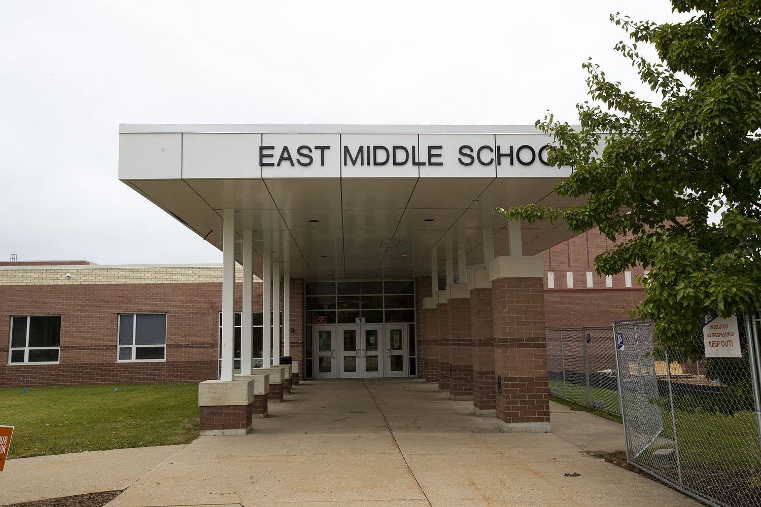 Judge revives Rockford parents’ lawsuit over student’s pronouns