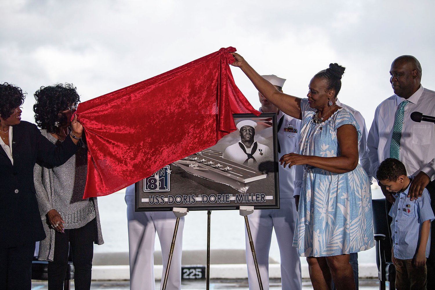 A Black WWII hero from Waco could lose his Navy carrier: Here's why