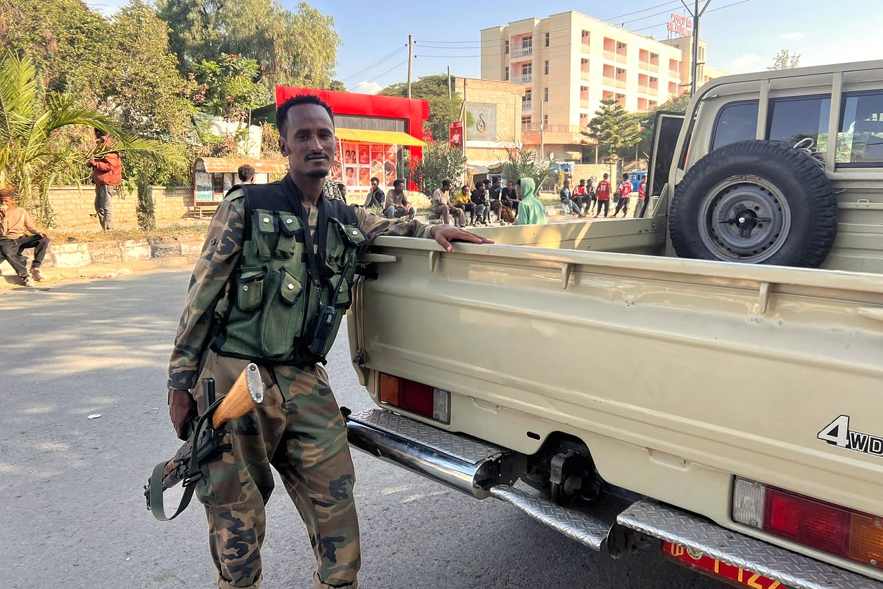 Eritrean soldiers entered northern Ethiopian towns, government-allied commander says