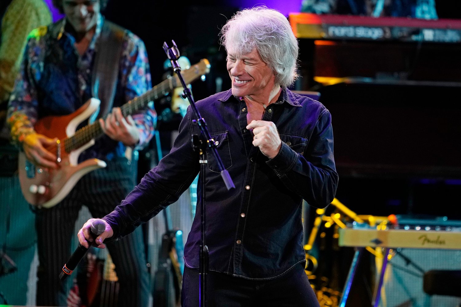 Bon Jovi announces massive N.J. stadium concert, first MetLife show in 14 years