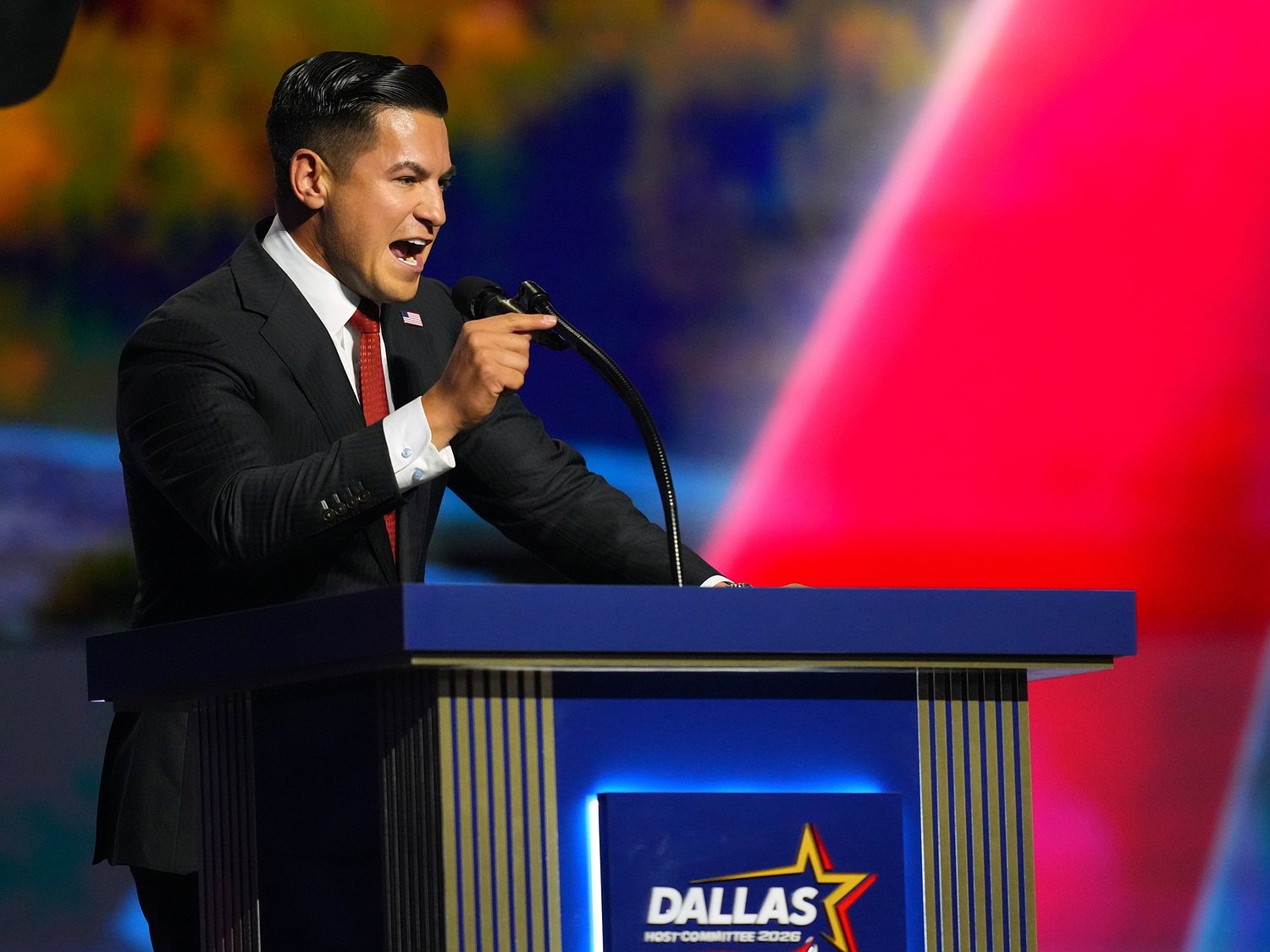 Republican Nominee in Texas Using Trump’s $5,000 Promise to Deceive Voters