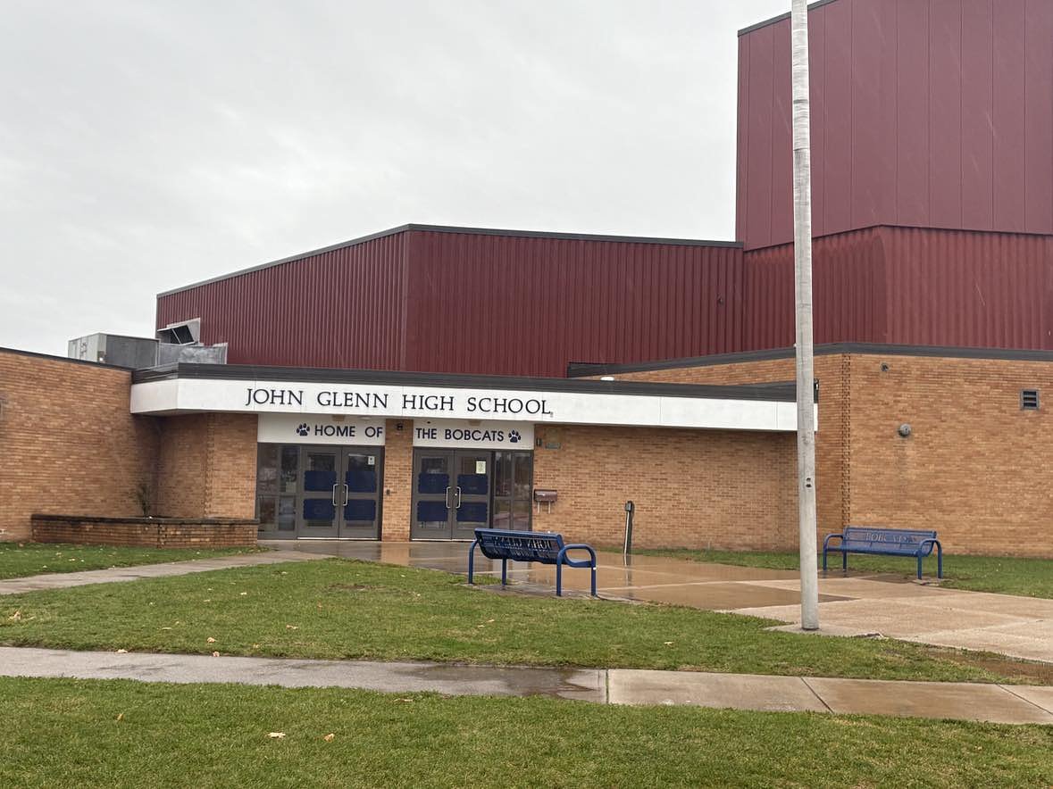 Church group evacuated from Bangor Township high school after teen makes bomb threat