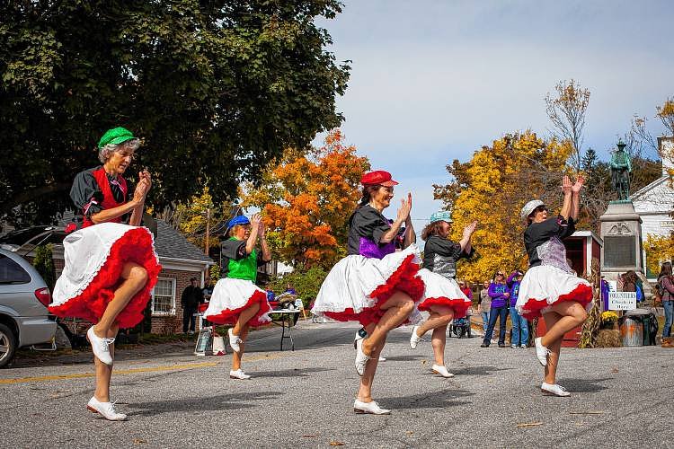 Canadian tourism is recovering in the Granite State, but only a little bit