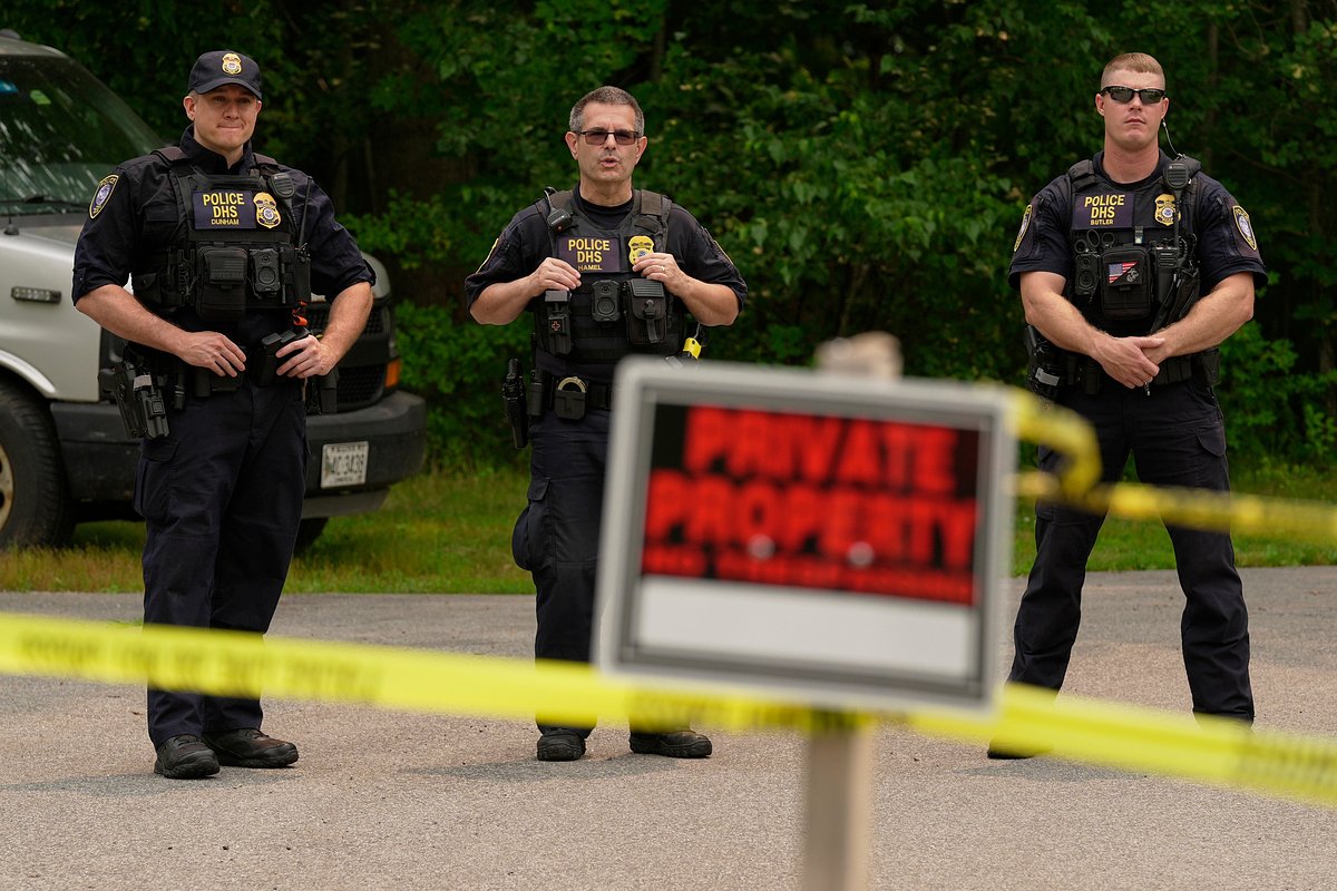 DHS will reportedly investigate its own ICE agents after deadly shootings
