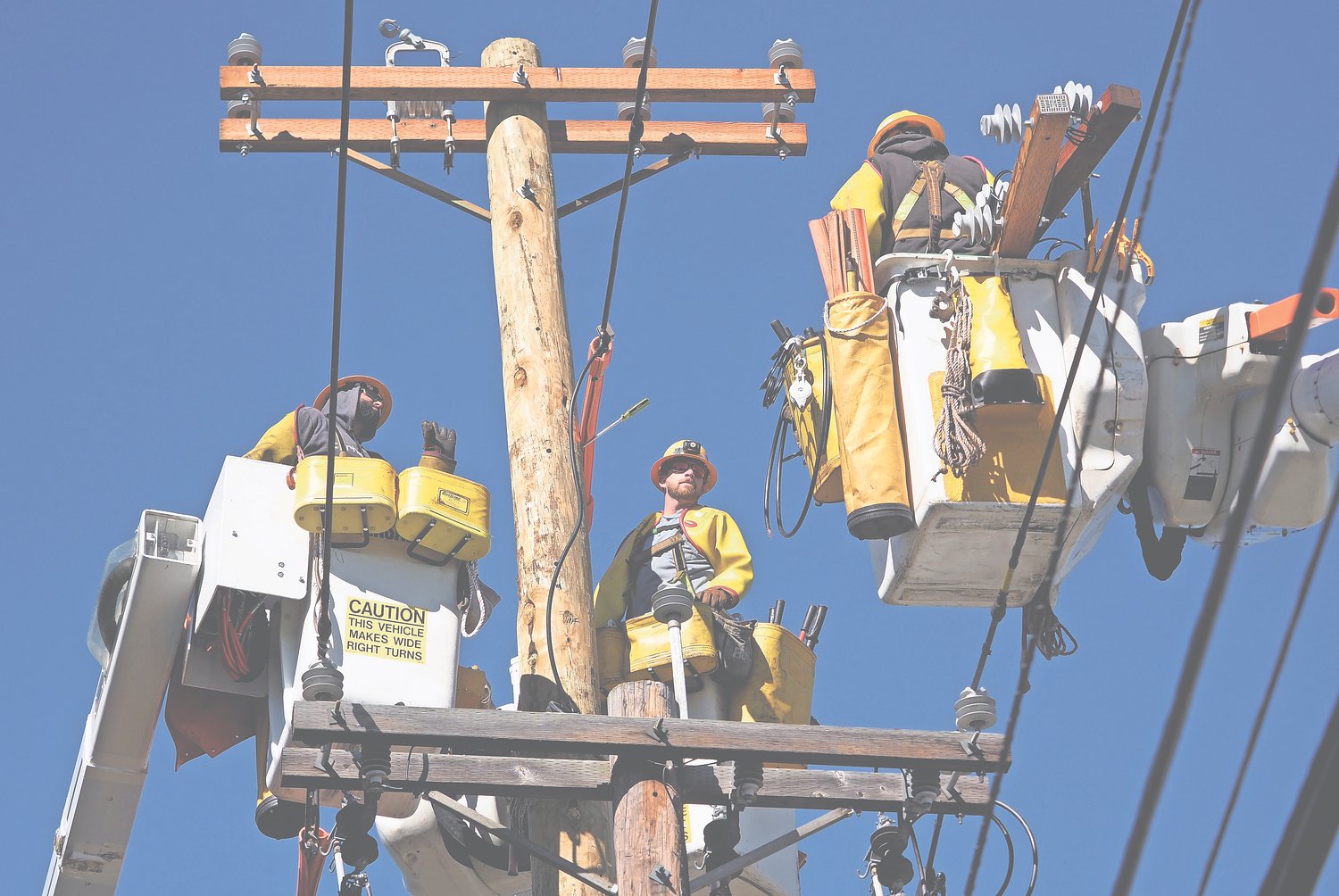 Power outages linger across Northeast Ohio as Heat Advisory remains in effect