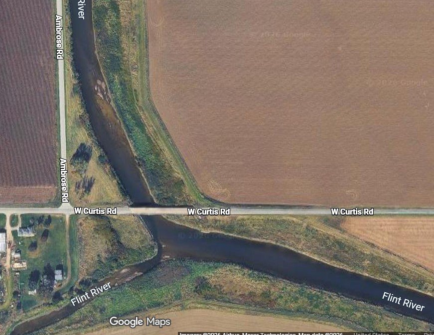 Police investigating apparent drowning of fisherman in rural Saginaw County