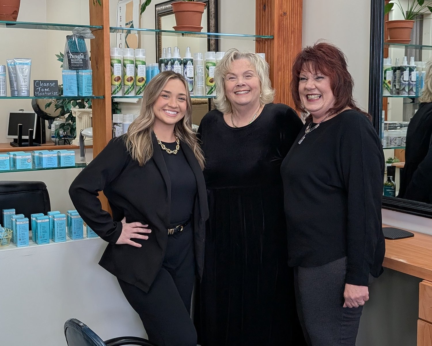 Peterborough beauty salon hosts open house to commemorate 40th anniversary