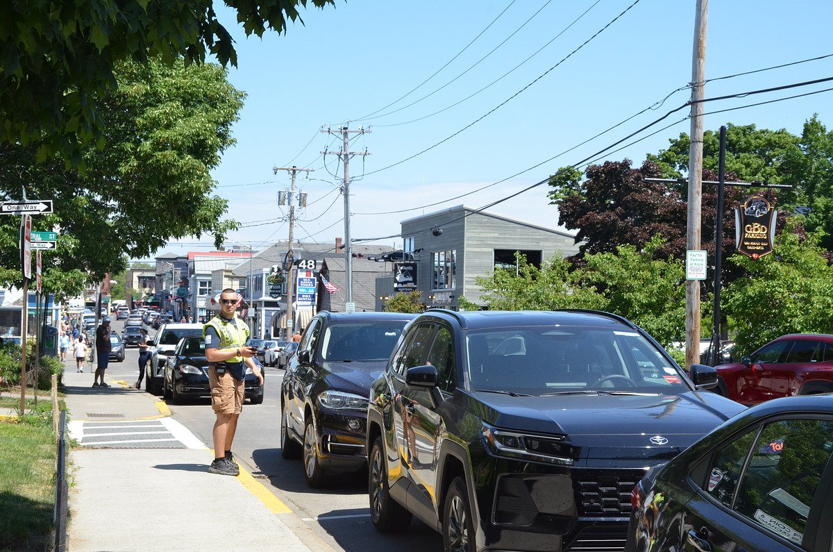 How long it actually takes to find downtown Bar Harbor parking during the summer