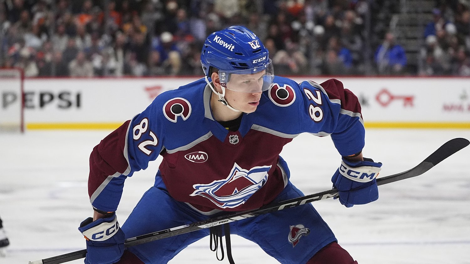 Bruins sign new trade acquisition to one-year, two-way contract