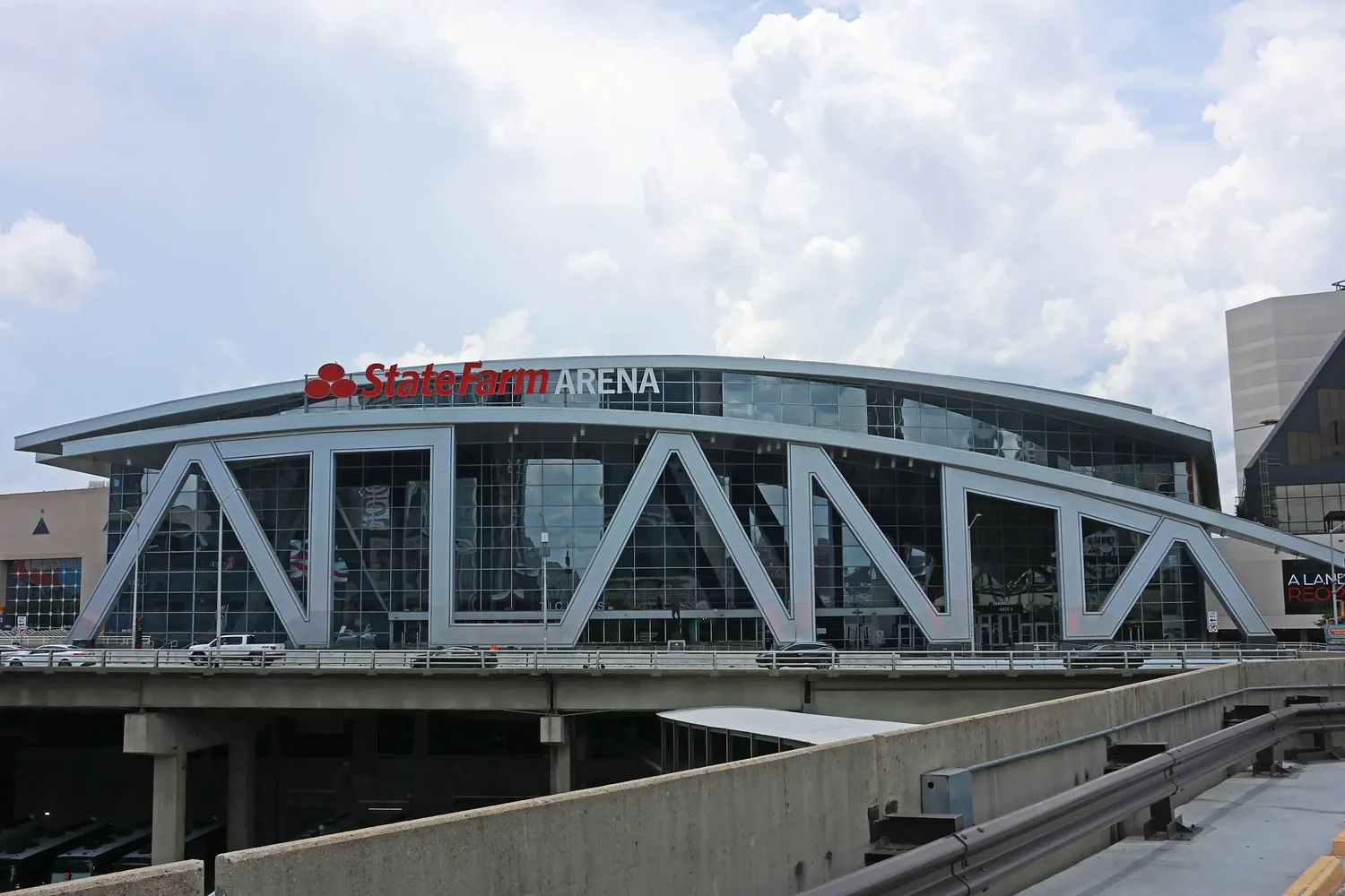 Atlanta Dream moving to State Farm Arena for home games