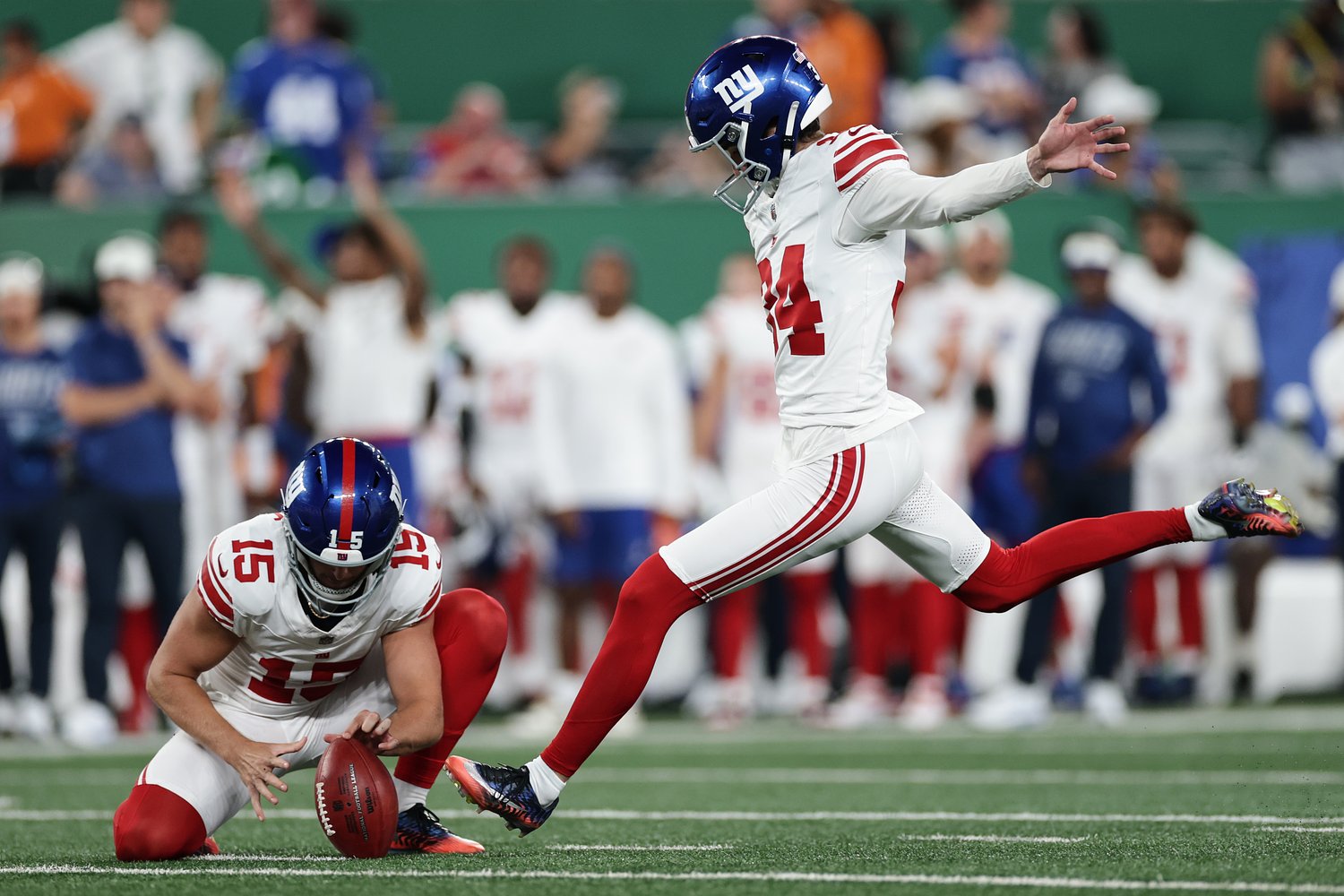 Former Michigan kicker wins Giants’ job with perfect preseason