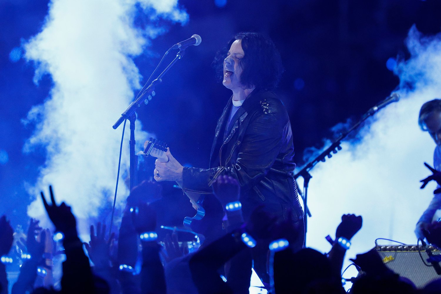 Trump-hating rocker gives Satanic group new gig after country star boots it from tour