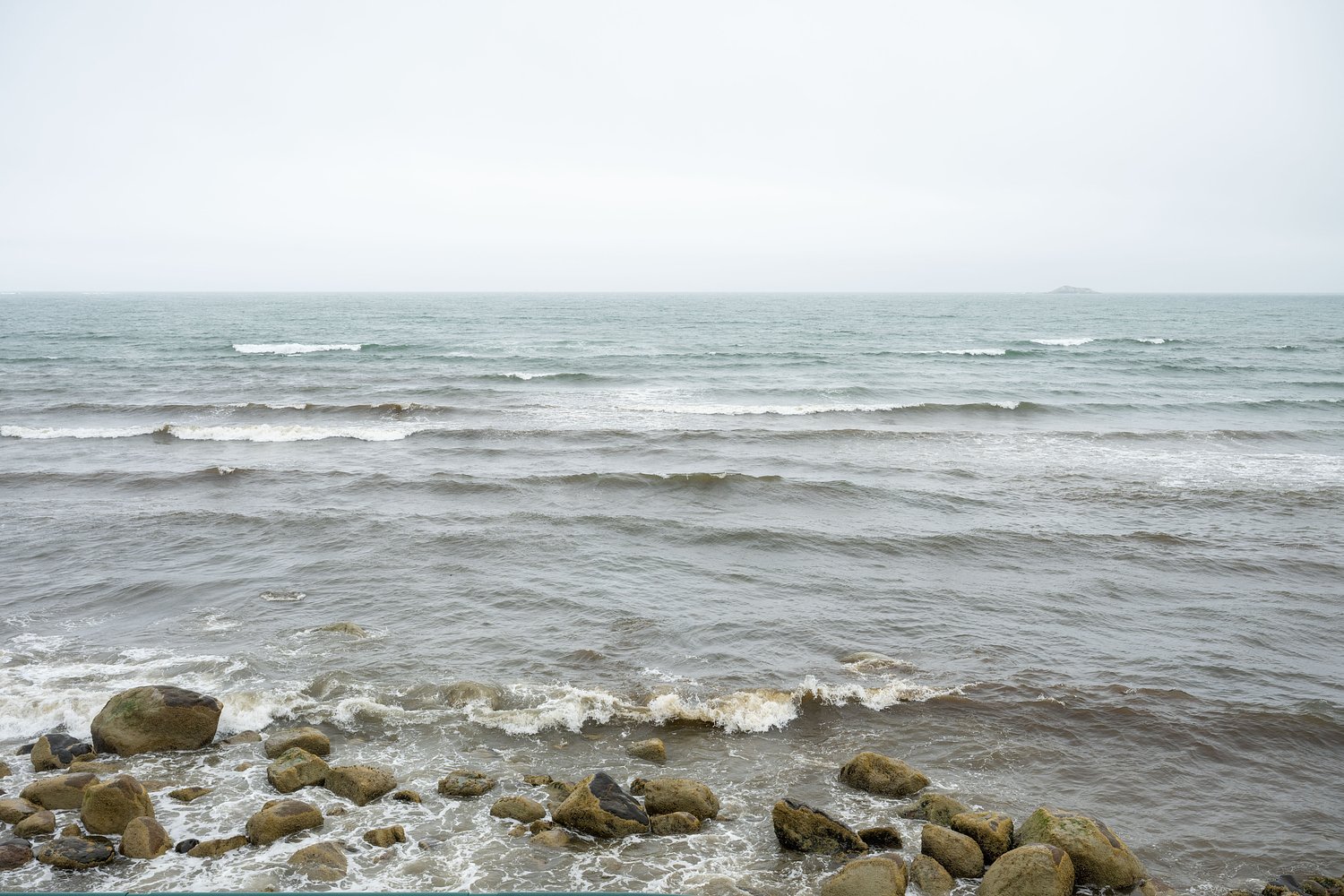Sun returns for Mass. Labor Day weekend as flooding, dangerous surf threaten coast