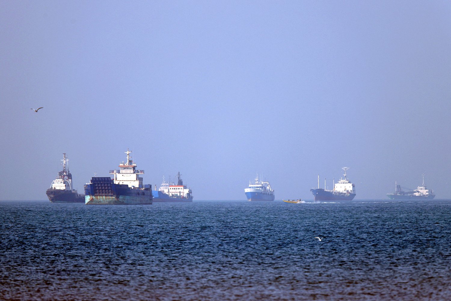 Trump's push for a Hormuz deal alarms experts over terms ceding oversight to Iran