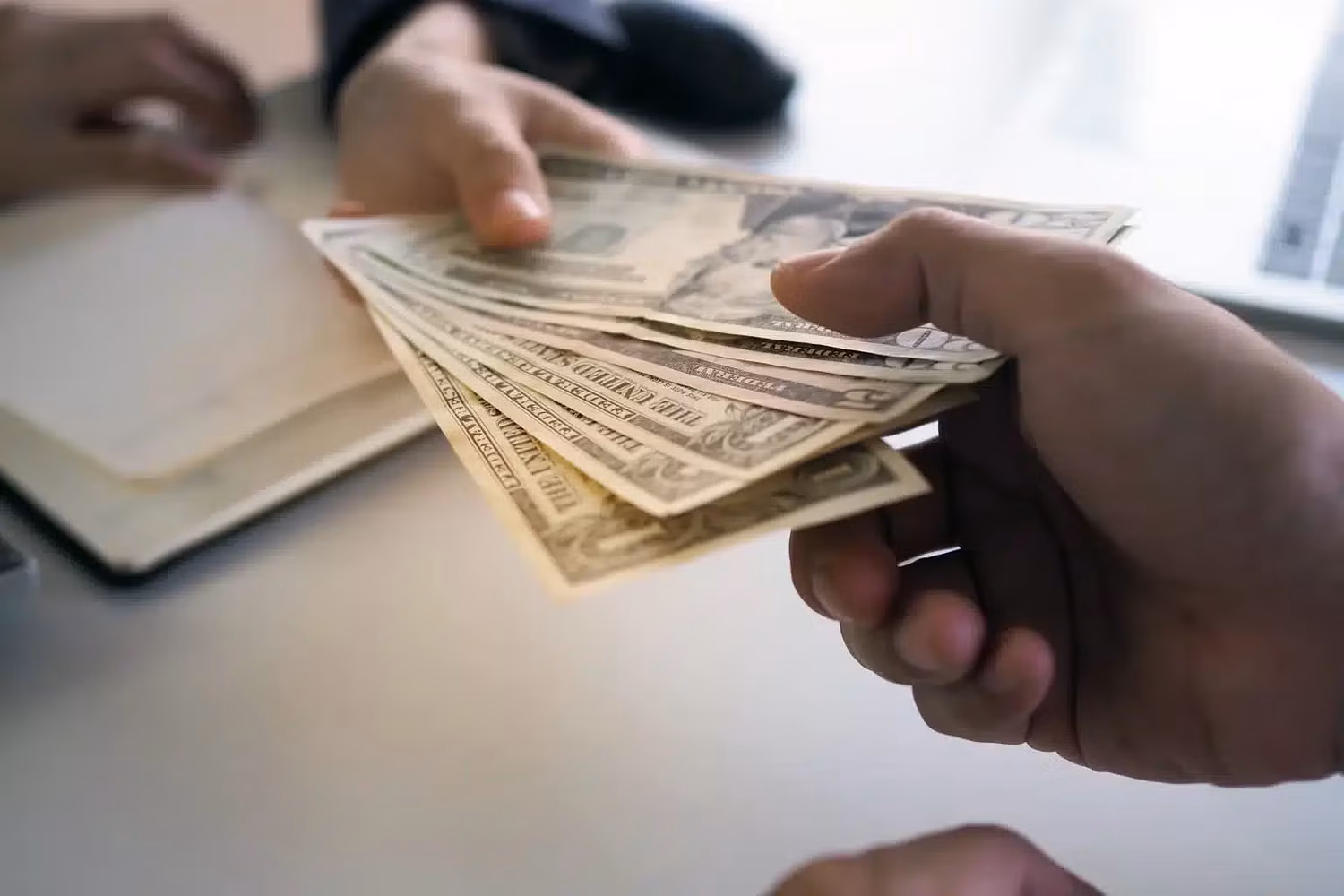 How to Choose the Right Commercial Lender