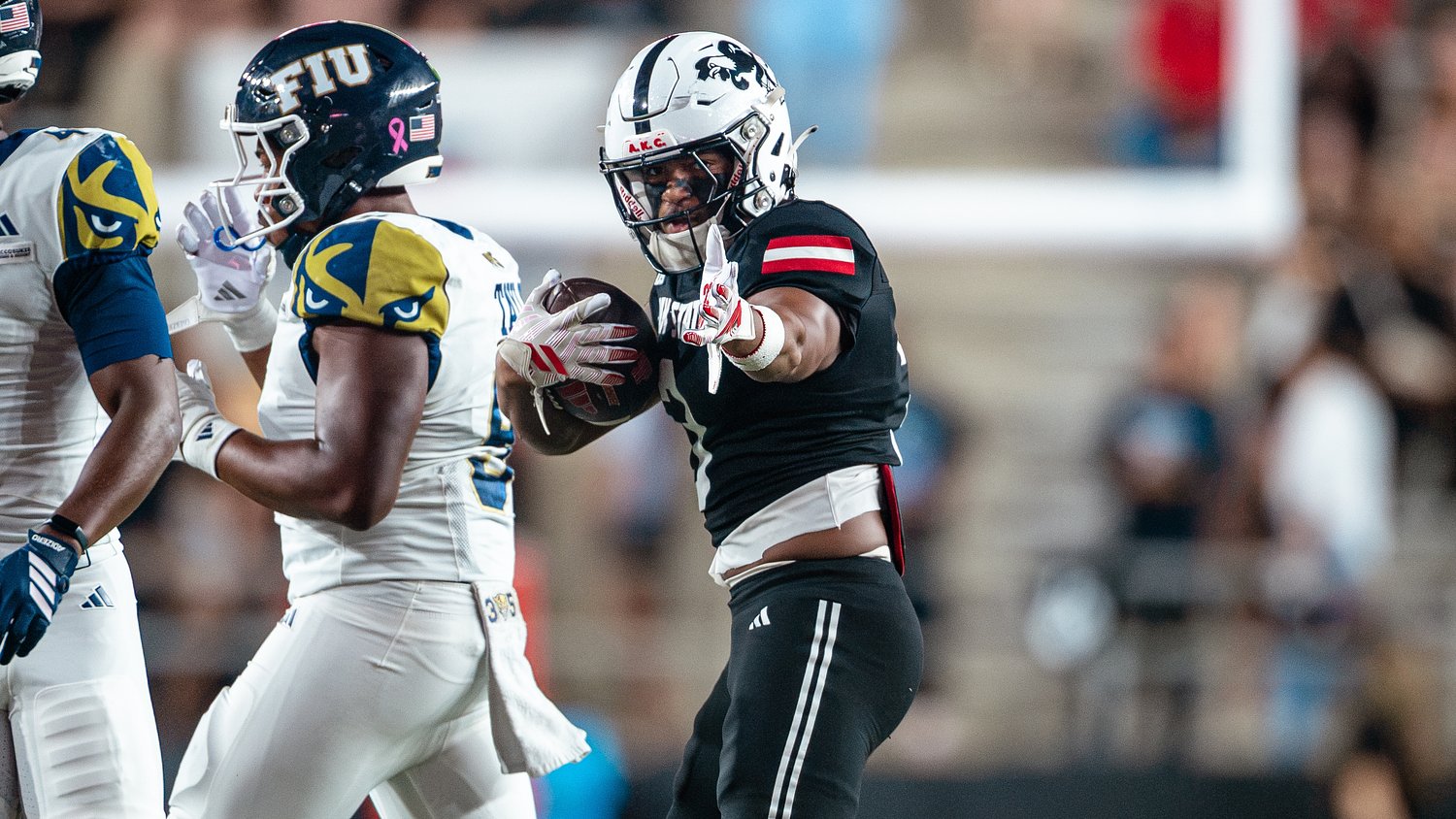 Jacksonville State remains unbeaten in CUSA play with wild win over FIU