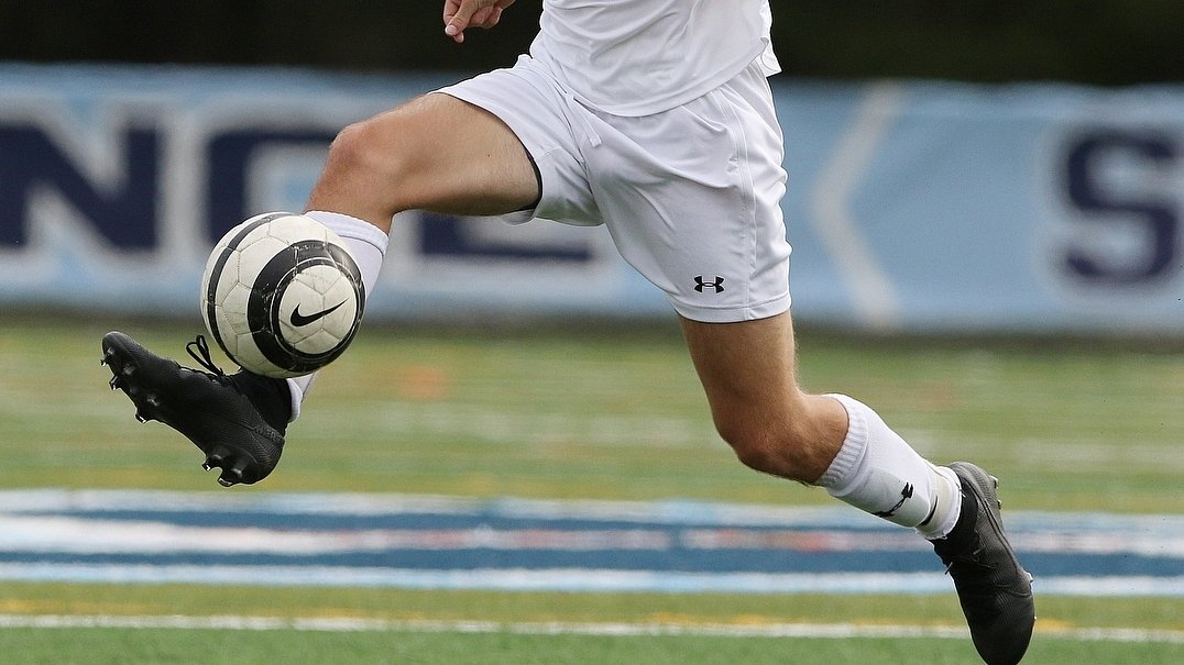 Senior duo paves the way for No. 15 Monroe boys soccer over J.P. Stevens