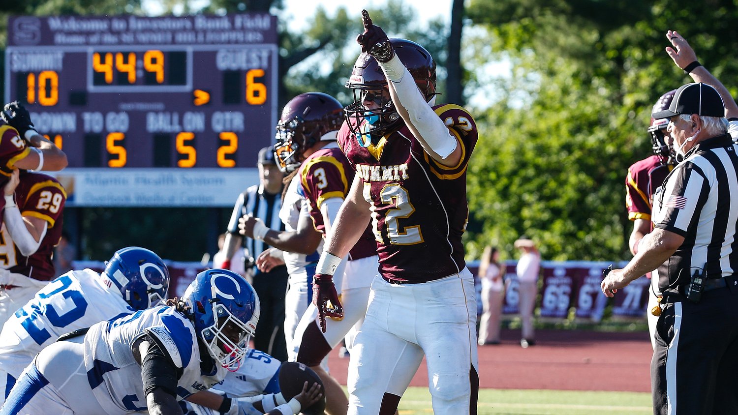Lehigh-bound linebacker may want to reconsider position choice after stunning  offensive show