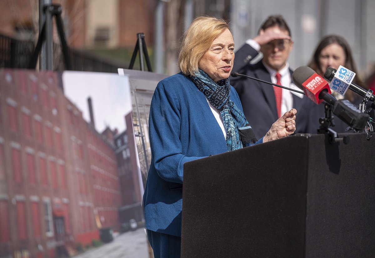 ‘This has to end’: Janet Mills reacts to ICE shooting in Biddeford