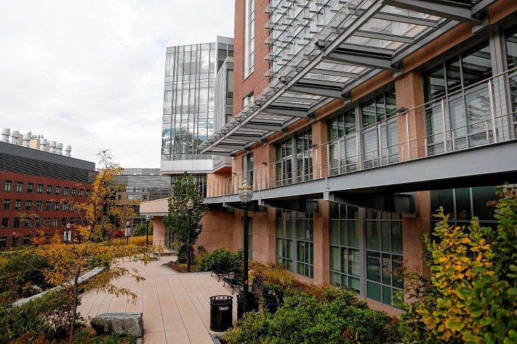 UMass Amherst lands $2.1M to expand life sciences research tools
