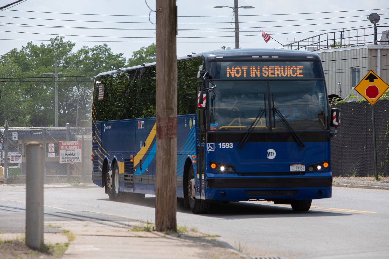 Staten Island express bus delays reported Thursday