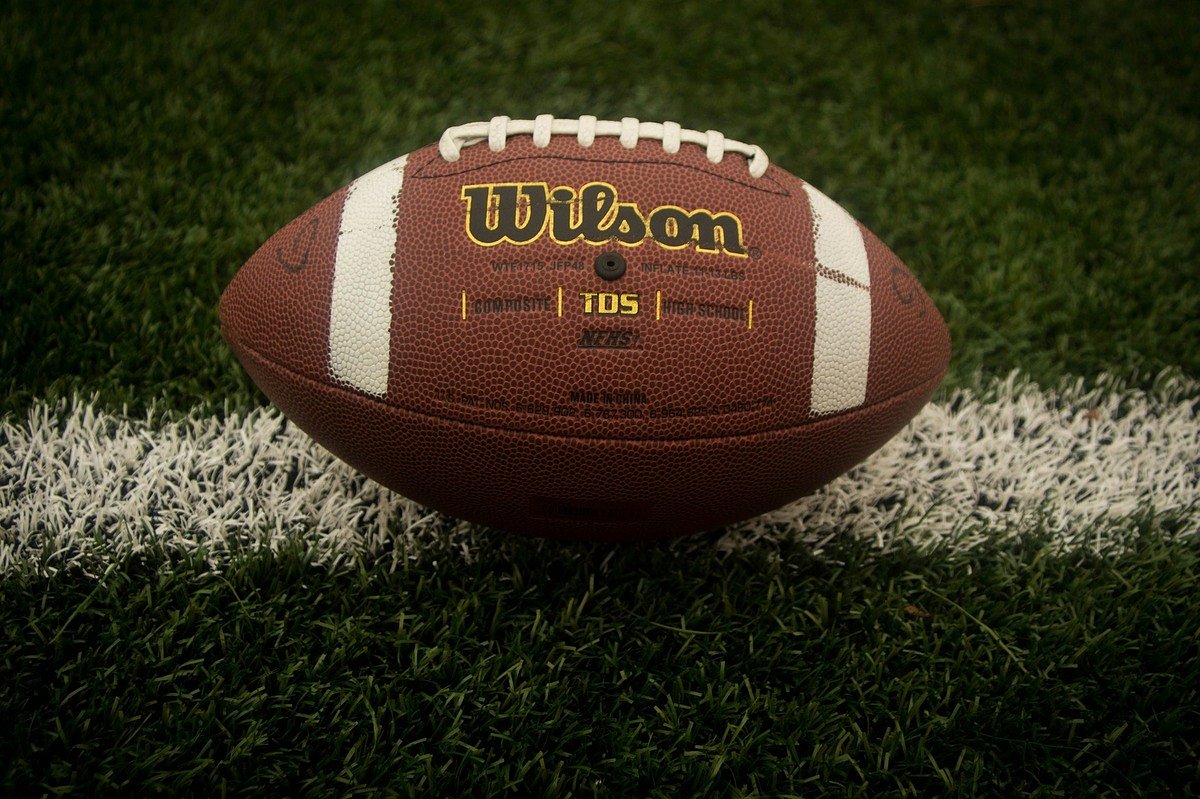 Husson, UNE pick up football victories