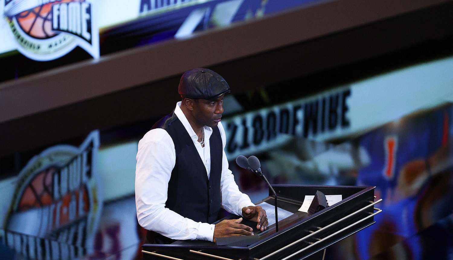Amar'e Stoudemire details journey to Israel and Judaism in Hall of Fame induction speech