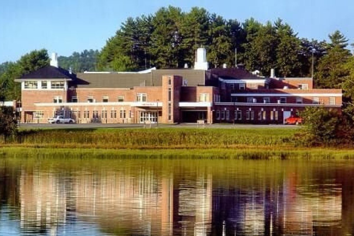 Coalition challenges MaineHealth's case for closing midcoast birthing unit